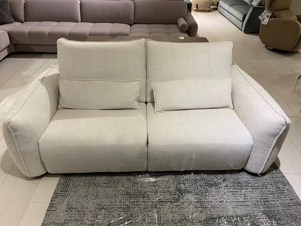 Воплощение итальянской роскоши: Электрический диван-реклайнер Elettra Relax, который превзойдет ваши ожидания CGSF- 23813- A2