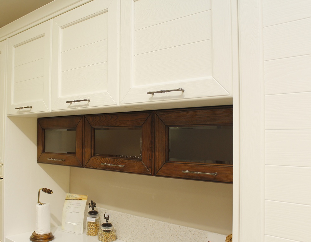 Деревянная кухня купить из наличия Claudia Италия LUBE cucine в Ладожской